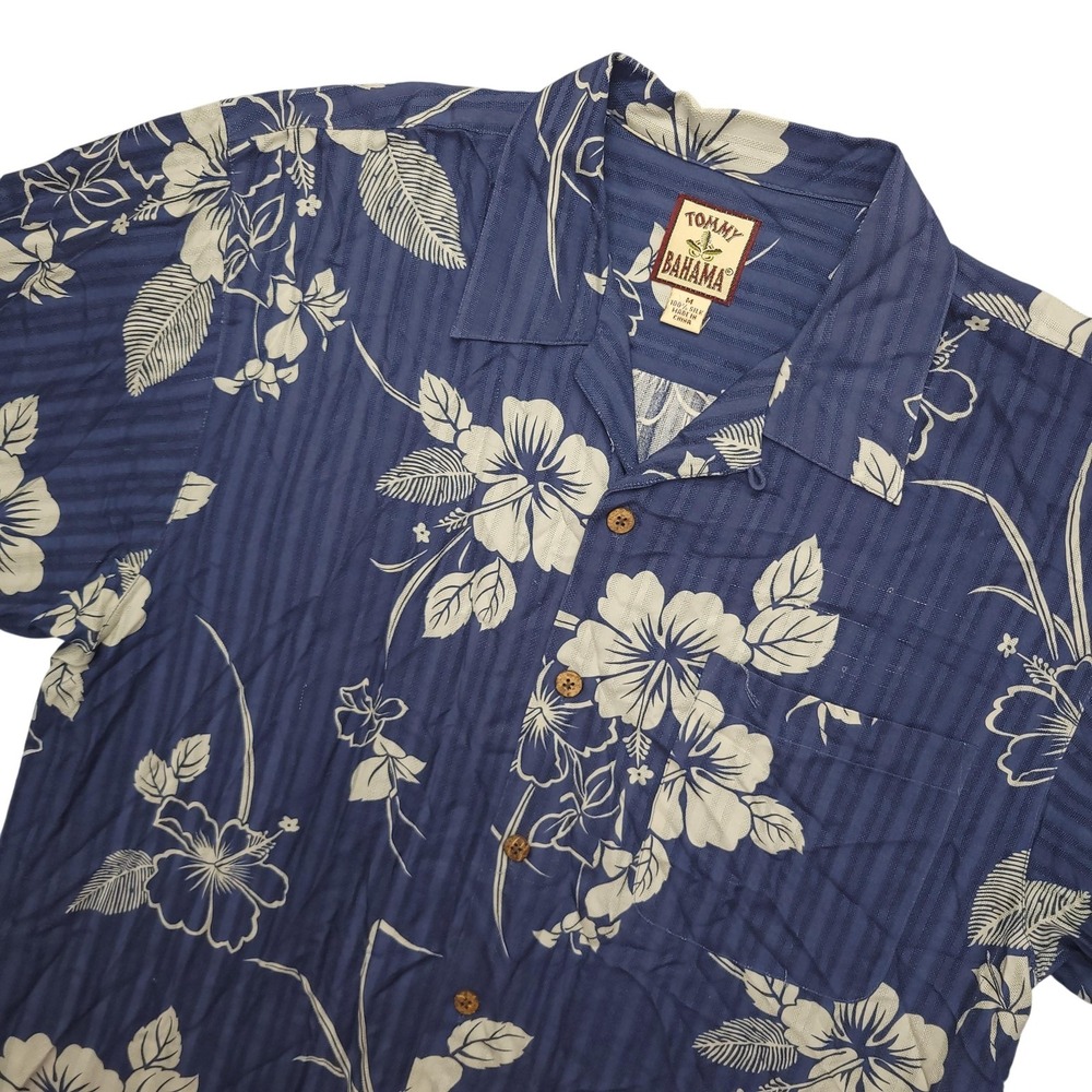 Tommy Bahama Shirt Mens M Blue Floral Hawaiian Short Sleeve Silk Button Up